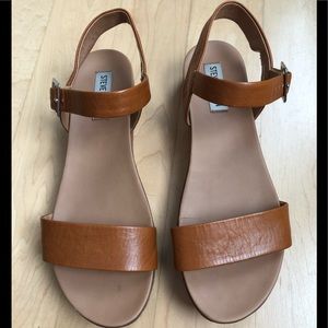 STEVE MADDEN Aida Cognac Sandals leather up sz 8